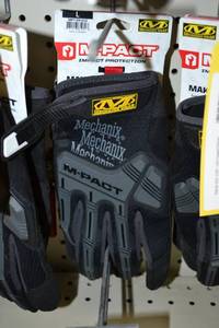 lot 401 image: Mechanix M-Pact Impact Protection Gloves Size Large