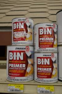 lot 1684 image: (5) 1 Pint Zinsser BIN Primer, Tintable White, (1) Quart Zinsser BIN Primer, Tintable White