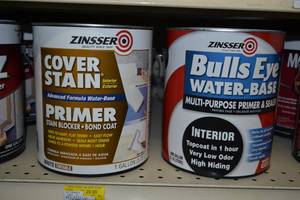 lot 1708 image: 1 Gallon Zinsser Bulls Eye Water-Base Multi-Purpose Primer & Sealer, Interior and 1 Gallon Zinsser Cover Stain Primer Stain BlockerBond Coat Tintable White