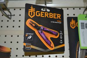 lot 1911 image: New in Package - Gerber Dime 12-Tool Multi-Plier, Lightweight