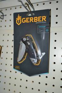 lot 1910 image: New in Package - Gerber Industrial Obsidian Clip Folding Knife