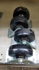 lot 1081 image: (4) 4 Rubber Wheel Straight Casters