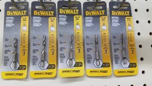 lot 1100 image: (5) DeWalt Drill and Tap in One Bits - Impact Ready