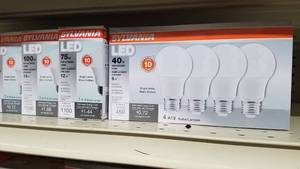 lot 1193 image: (20) Sylvania LED Bulbs - Soft White and Daylight