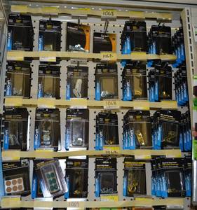 lot 1068 image: Large Lot of Assorted Picture Hanging Accessories and More