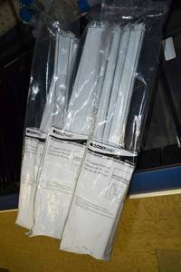 lot 1043 image: (36) Closetmaid Wire Shelf Supports - 16 White