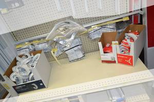 lot 1042 image: Large Lot of Closetmaid Clips, Joiner Plates, Wall Brackets and More