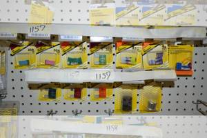 lot 1157 image: Inventory of Bussmann Blade Fuses and Flashers