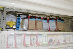 lot 1262 image: Inventory of Receptacle Poer Taps, 6-Outlet Polarized Adapters and More