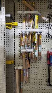 lot 1987 image: Inventory of Hickory Replacement Hammer Handles and Hammers