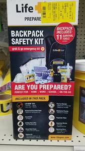 lot 2042 image: Life Gear Emergency Safety Kit