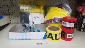 lot 2043 image: Safety Harness S to L, Hard Hats and More