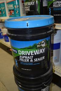 lot 2285 image: 4.75 Gallon Henry  Driveway Filler and Sealer