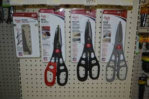 lot 1975 image: Inventory of Malco Snips, Shears and Replacement Blades