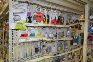 lot 2029 image: Inventory of Audio  Video Cables, Light Controls, Night Lights, Smart Phone Mount and More