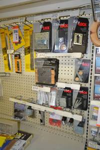 lot 2142 image: Large Lot of Threaded Fasteners, Tie Plates, Mounting Plates and More