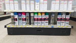 lot 815 image: Assorted Rustoleum, Valspar and More Spray Paint - Contents of Shelf - See Pics