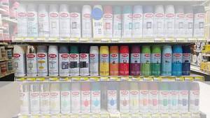 lot 823 image: Shelf of Assorted Krylon Spray Paint