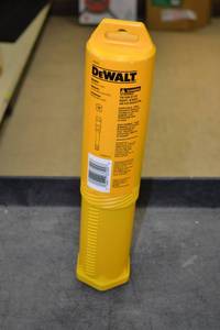 lot 484 image: DeWalt Adapter SDS Max to SDS