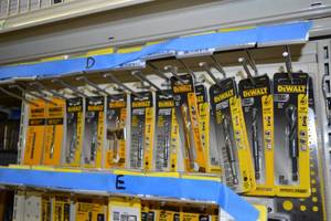 lot 474 image: Lot of DeWalt Pilot and Split Point Drill Bits