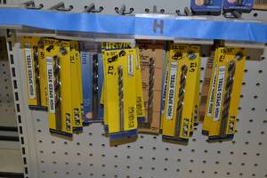 lot 478 image: (38) Assorted High Speed Drill Bits