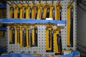 lot 479 image: Inventory of DeWalt Blax Oxide General Purpose Drill Bits