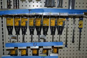 lot 498 image: (15) DeWalt Rock Carbide Masonry Drill Bits