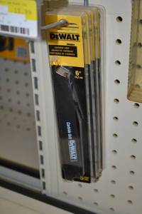 lot 504 image: (4) 5 packs DeWalt Carbide Grit Sawzall Blades