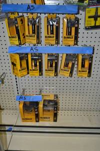 lot 552 image: Inventory of DeWalt Self Feed Hole Bits 3-58 through 1
