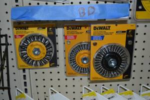 lot 573 image: (3) DeWalt Carbon Stringer Wheels 4