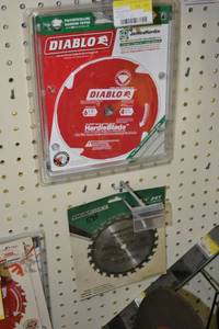 lot 605 image: (2) DIABLO Fiber Cement Saw Blades 7-14 and 6-12