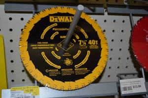 lot 599 image: (7) DeWalt Precision Finishing 7-14 40T Saw Blades