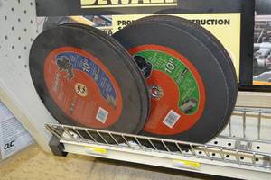 lot 606 image: (10) DIABLO 10 Metal and Masonry Cutoff Discs