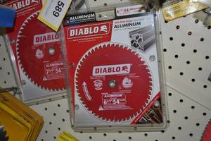 lot 590 image: DIABLO Aluminum Cutting 6-12 Saw Blade 54T