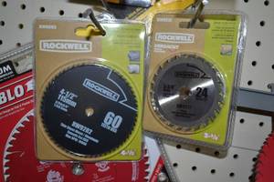 lot 642 image: (2) Rockwell Versacut 4-12 and 3-38 Saw Blades
