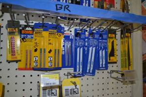 lot 628 image: Inventory of Lennox and IRWIN Jigsaw Blades  Sawzall Blades