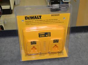 lot 648 image: DeWalt 7.2V to 18V Ni-CD, Ni-MH and Li-Ion Dual Port Battery Charger