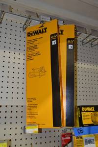 lot 654 image: (9) DeWalt 44-78 Portable Band Saw Blades