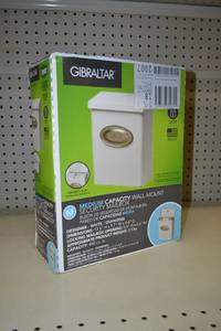 lot 681 image: Gibraltar White Steel Wall Mount Mail Box