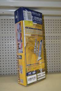 lot 675 image: Louisville Ladder Leveler