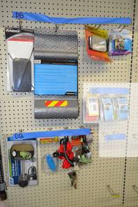 lot 691 image: Lot of Auto and ATV Accessories