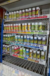 lot 826 image: (5) Shelves and Inventory of DecoArt Craft Paint
