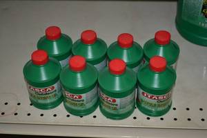 lot 722 image: (8) Bottles 2-Cycle Engine Oil
