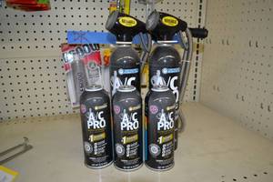 lot 717 image: (5) Cans R134a Refrigerant