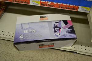 lot 760 image: Simpson Strong-Tie 22oz Epoxy Dispensing Tool