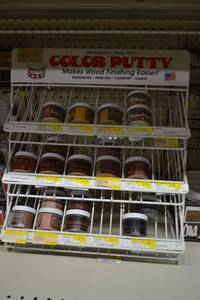 lot 1791 image: Color Putty with Display