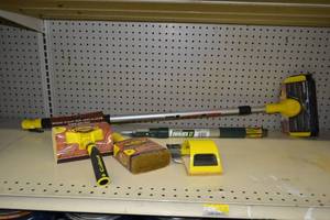 lot 1840 image: 5 Pc. Lot of PaintStain Applicators - NEW