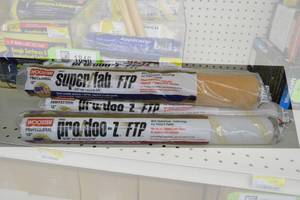 lot 1864 image: 5 - 18 Paint Rollers