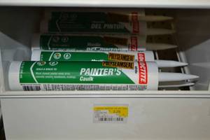 lot 1901 image: (7) LOCTITE Painters Caulk