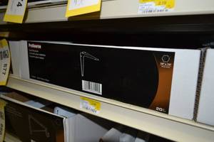 lot 878 image: (16) Black Shelf Brackets 12 x 14